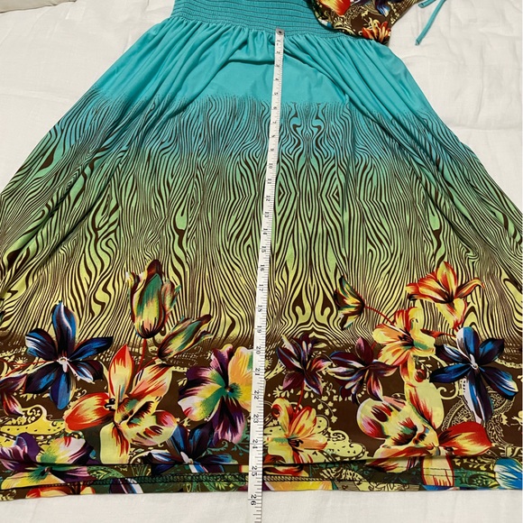 Patterned Sundress - Picture 5 of 10